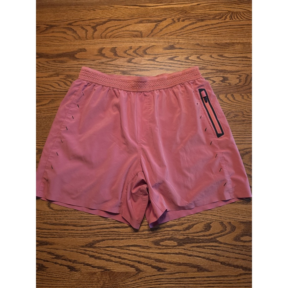 Ten Thousand The Session Short Lined Mens Medium 5" Pinkish Red *SMALL HOLE*